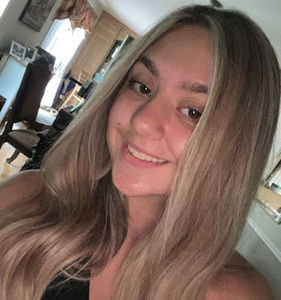 Meet your Posher, Marissa